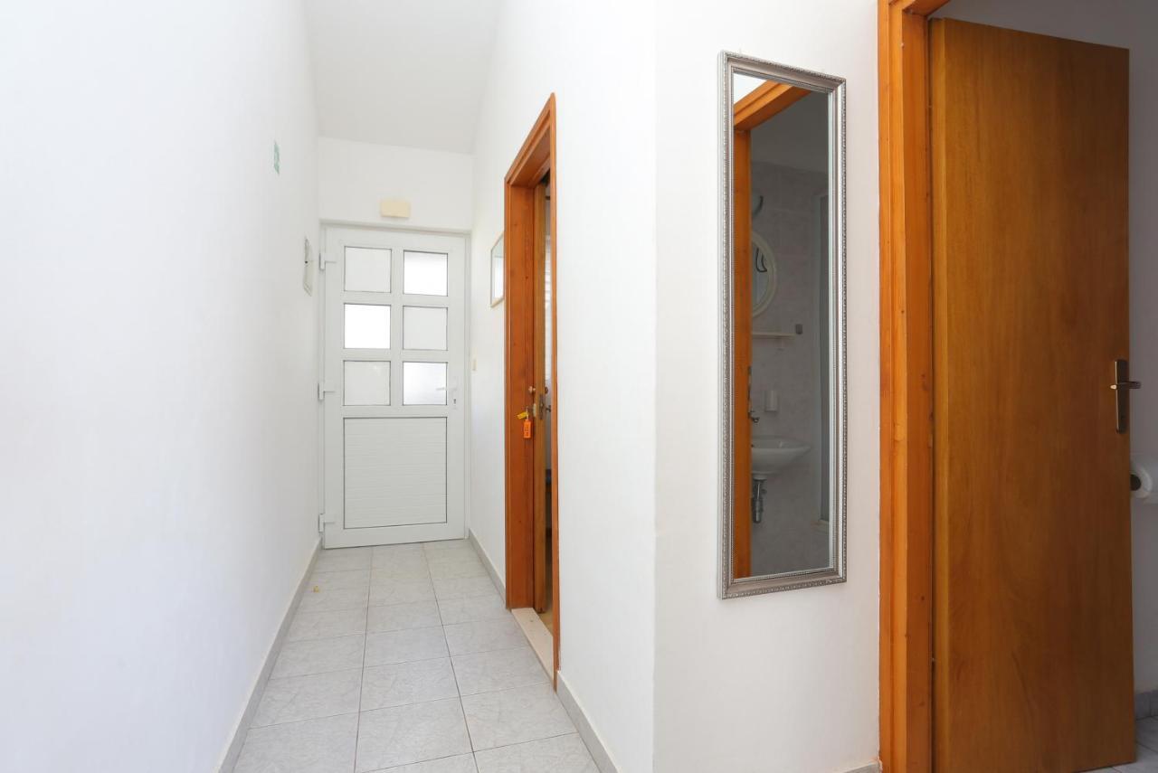 טרוגיר Apartments By The Sea Rastici, Ciovo - 11723 מראה חיצוני תמונה